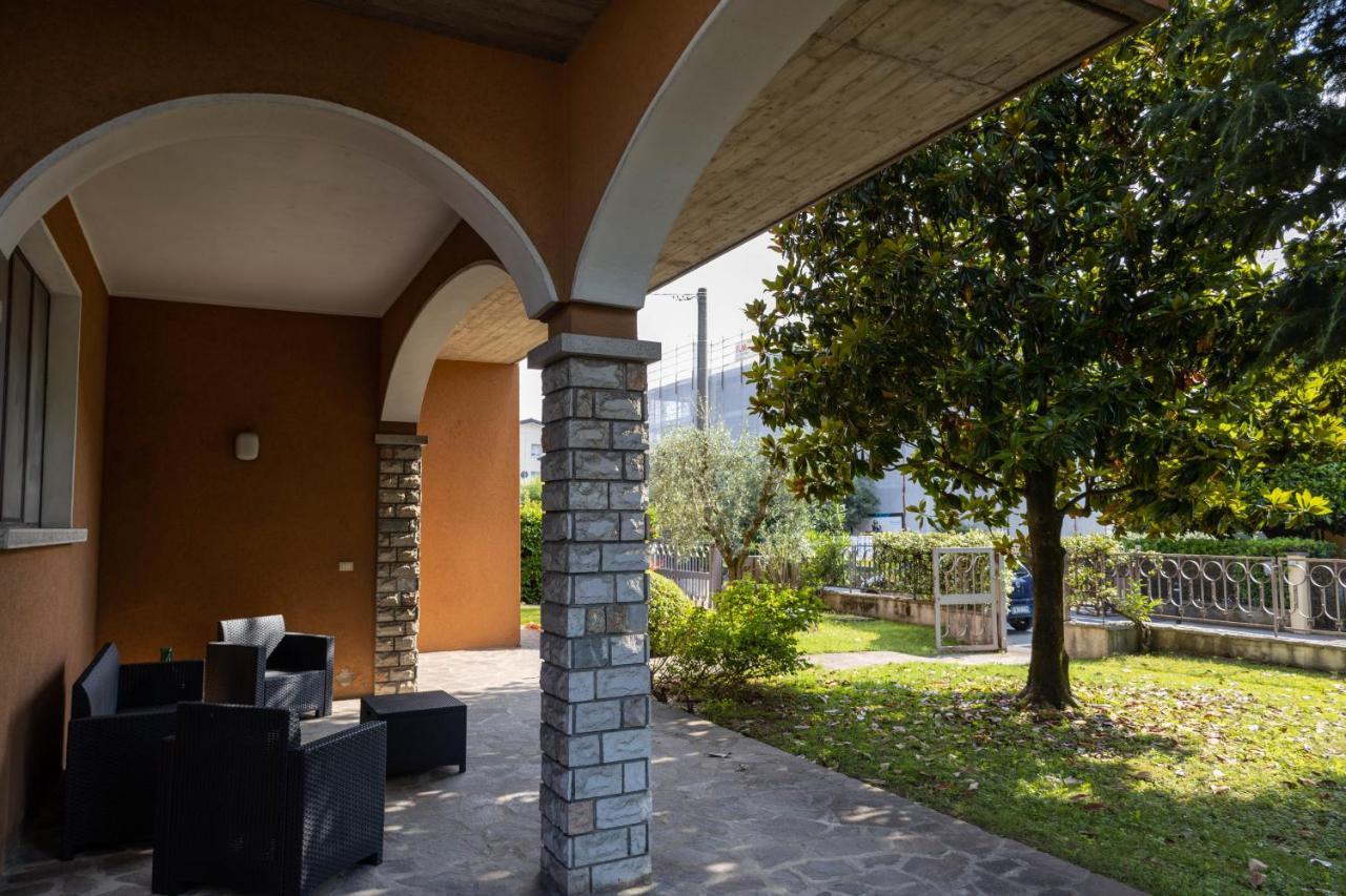 Casa Mercedes Villa Desenzano del Garda Eksteriør billede